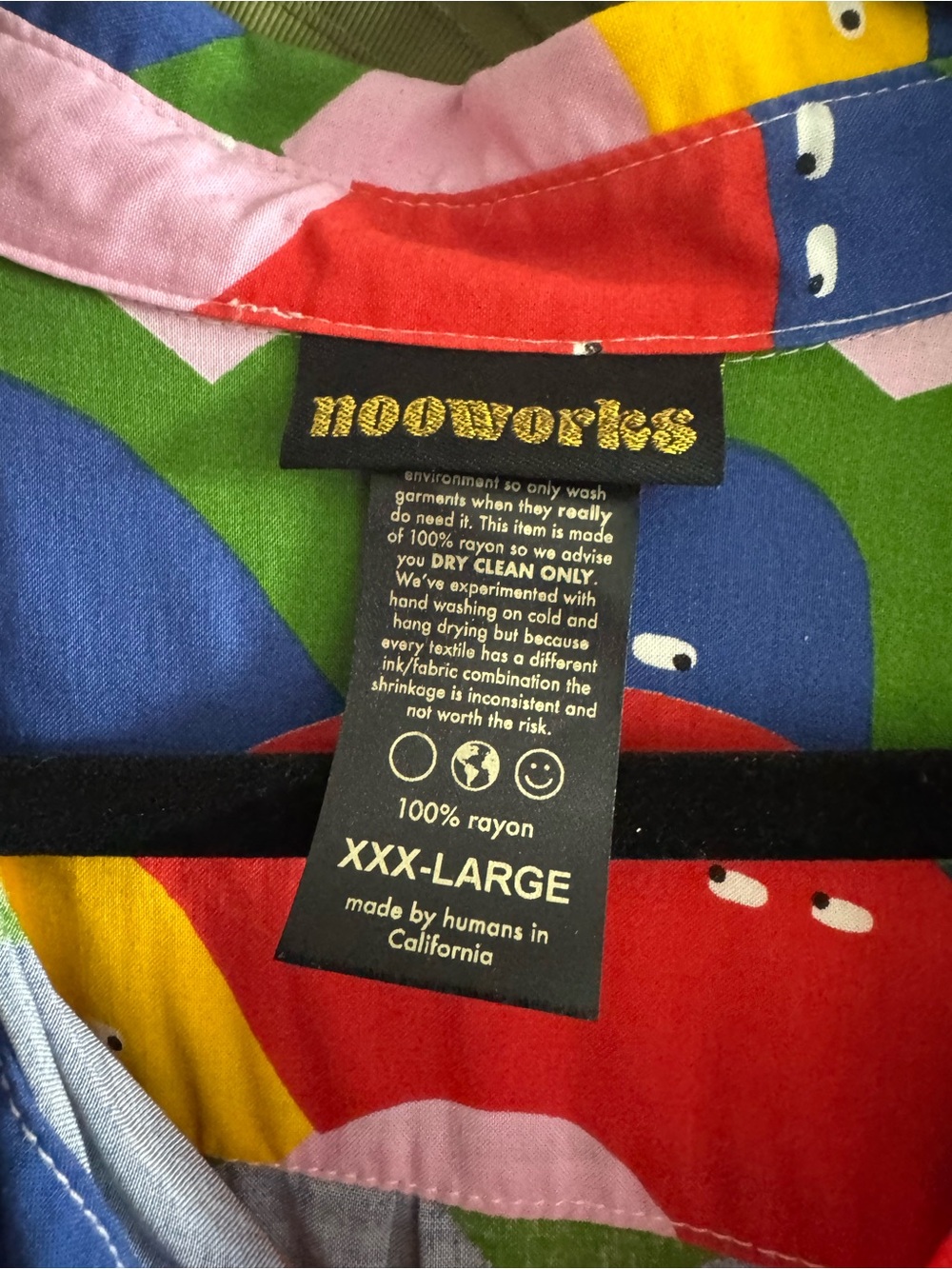 Nooworks Joyce Shirt in Rainbow Lump Short Sleeve Button-Down size 3X - Picture 8 of 9